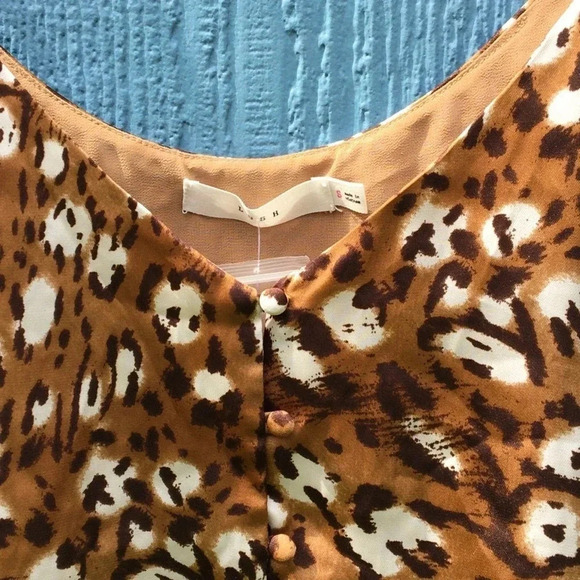 Lush Leopard Button Front Cami Tank Top Shirt NWT - Picture 7 of 7